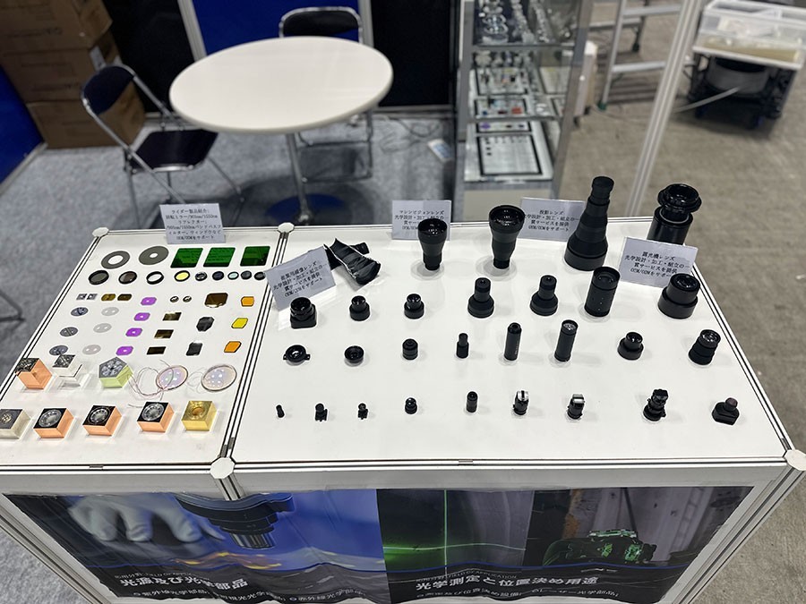 激埃特濾光片展品 激埃特濾光片展品