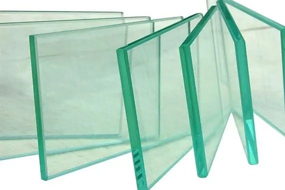 鋼化玻璃與夾膠玻璃的區(qū)別 鋼化玻璃與夾膠玻璃的區(qū)別