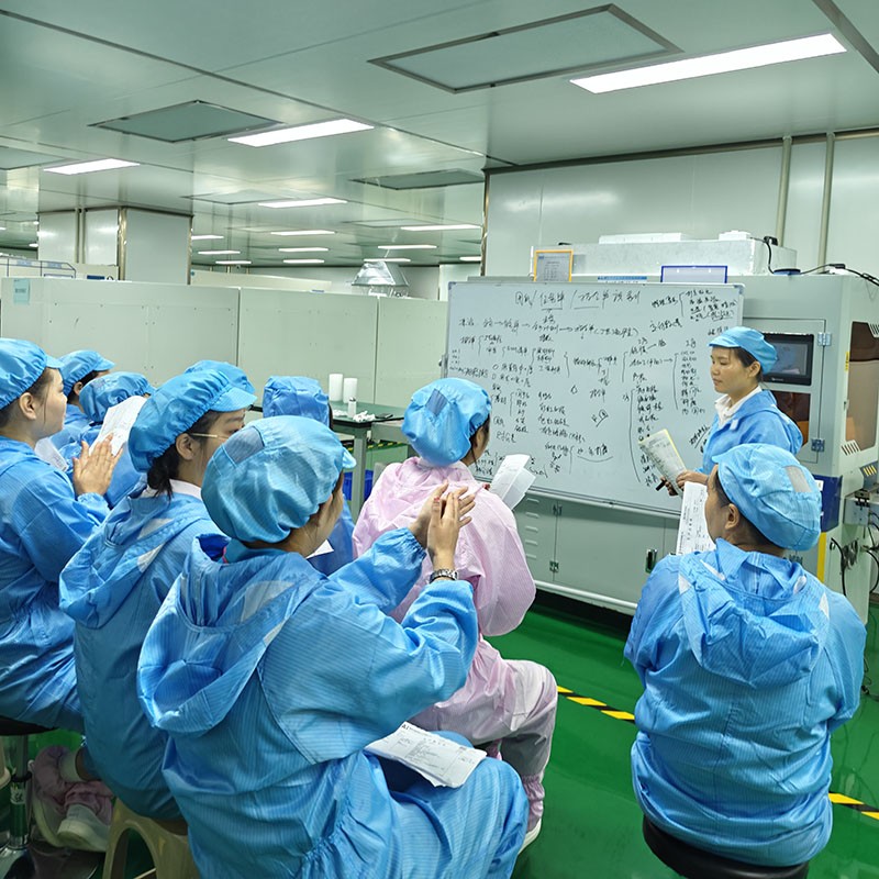 激埃特南京鏡片車間現(xiàn)場人員培訓(xùn) 激埃特南京鏡片車間現(xiàn)場人員培訓(xùn)