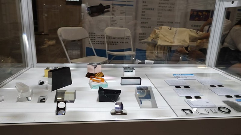 giai激埃特棱鏡展品 giai激埃特棱鏡展品