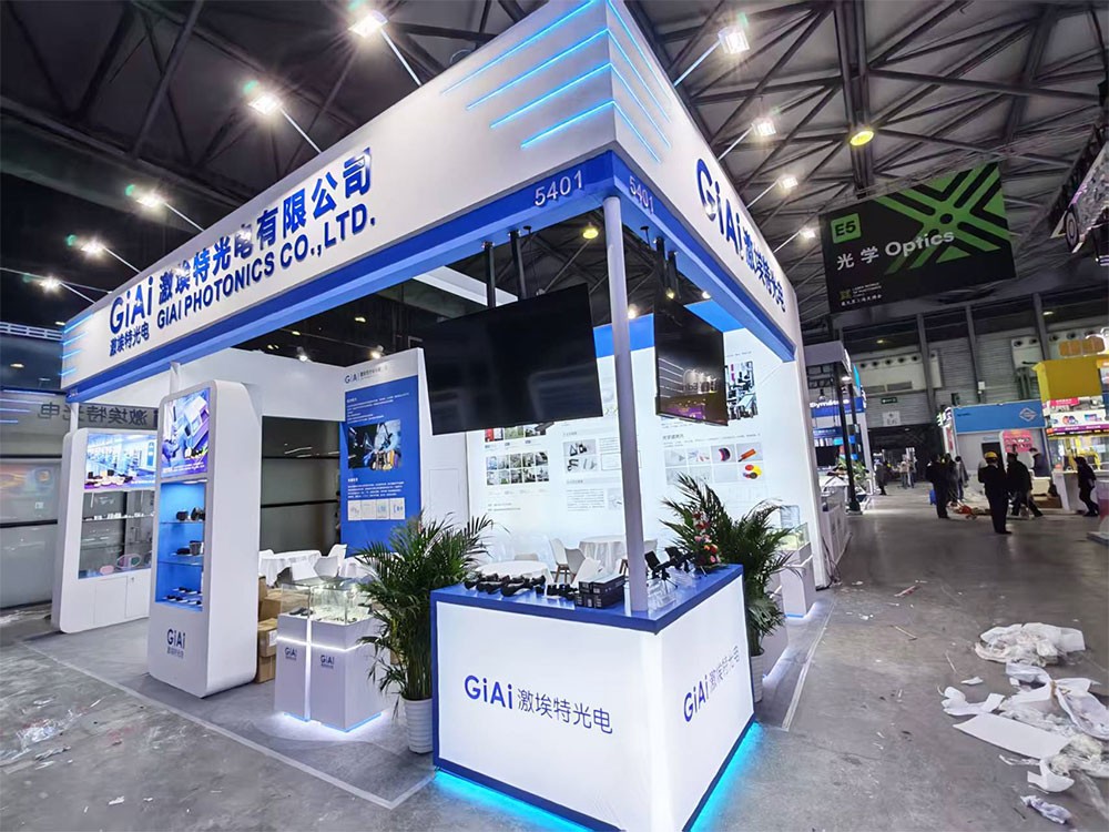 激埃特裝修展臺(tái)